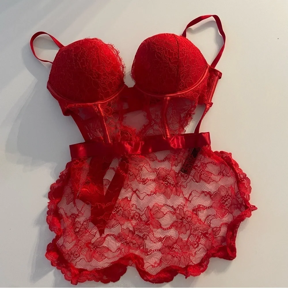 New! Victoria's Secret Lipstick Red Bombshell Apron Teddy Lingerie 22822